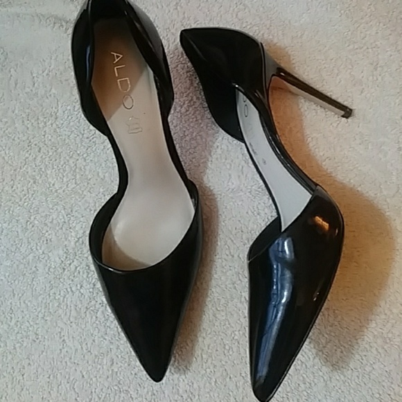 aldo pointed toe heels